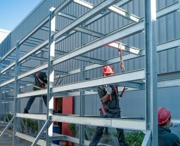 Aluminum-installation-in-dubai-1